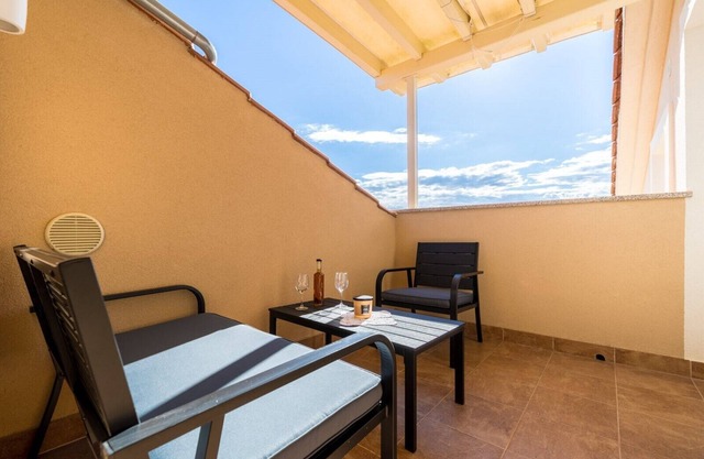 Newly decorated apartment for two persons