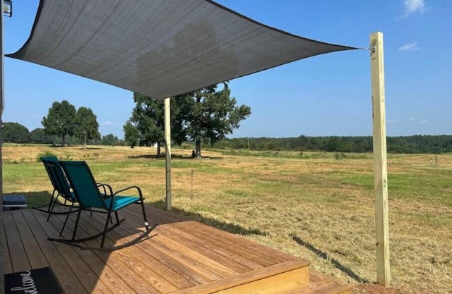 Newly listed Tiny Home! 5 mins from Lake Oconee!n