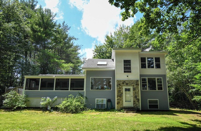 Newly Remodeled 5-BR Waterfront home on Sebago Lake – Spacious and Stunning!