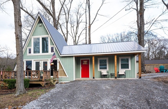 Newly Remodeled Aframe - Pet Friendly