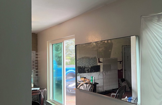 Newly remodeled family home. Close to University, Church, Hospital, Restaurants