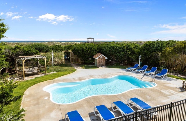 Newly Renovated! Private Single Family Beachfront Home w/Pool on The Point