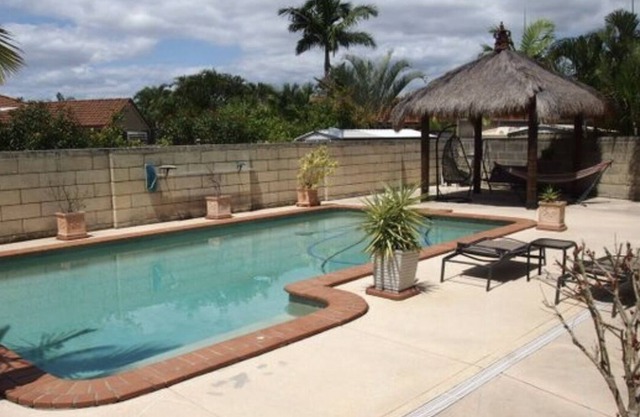 Newly renovated Suburban Hideaway