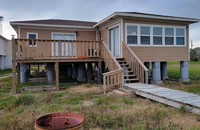 Newly Renovated Waterfront House