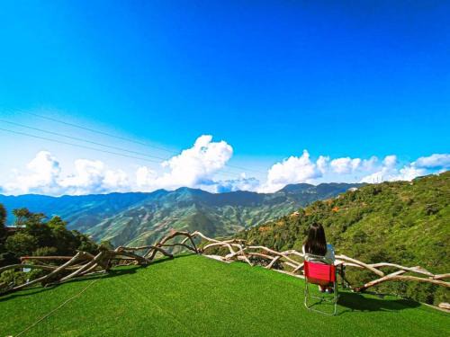 Nhà hàng Homestay Phố Núi