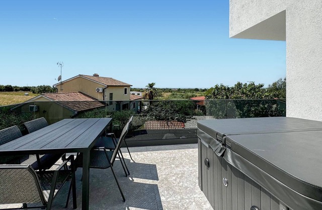 Nice apartment in Stranici kod Nove Vas