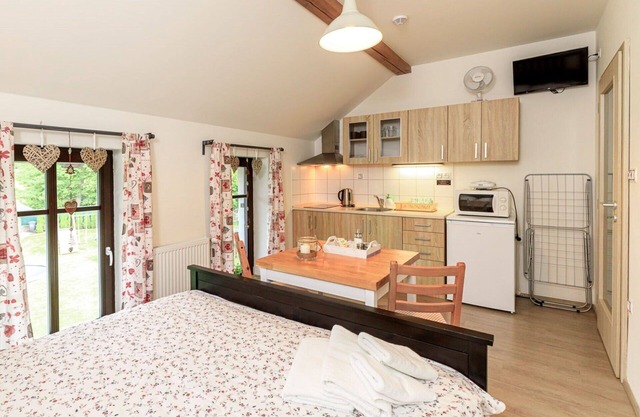 Nice apartment for 2 people with WIFI, TV, terrace and parking