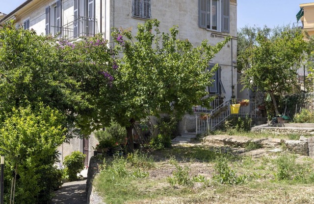 Nice apartment for 5 guests with TV and balcony