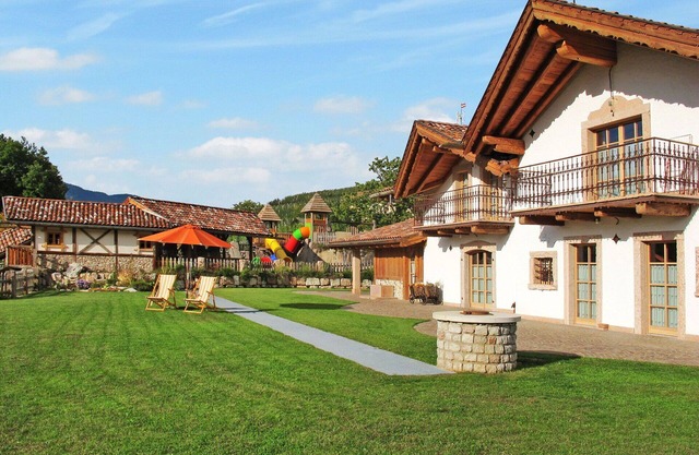 Nice apartment for 6 guests with WIFI, TV, balcony, pets allowed and parking