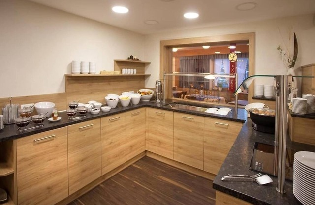 Nice apartment in Längenfeld with garden