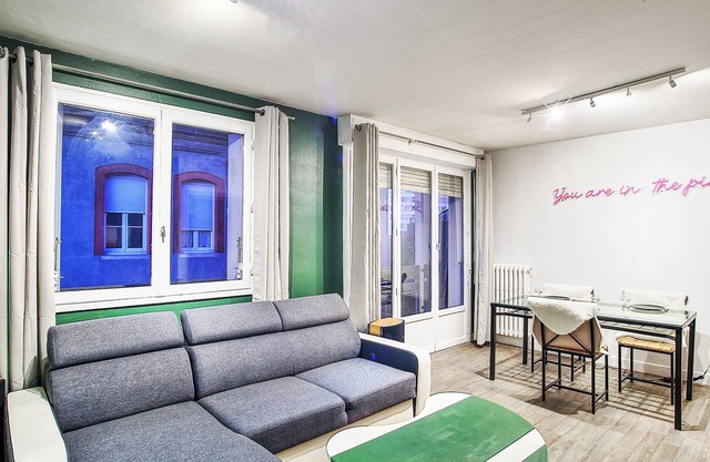 Nice flat with balcony in Grand Rond neighborhood in Toulouse - Welkeys
