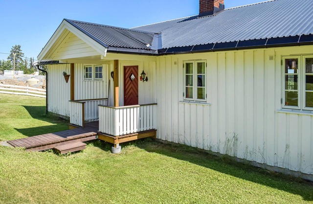 Nice home in Hunndal with lake view
