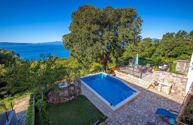 Nice home in Kostrena with WiFi