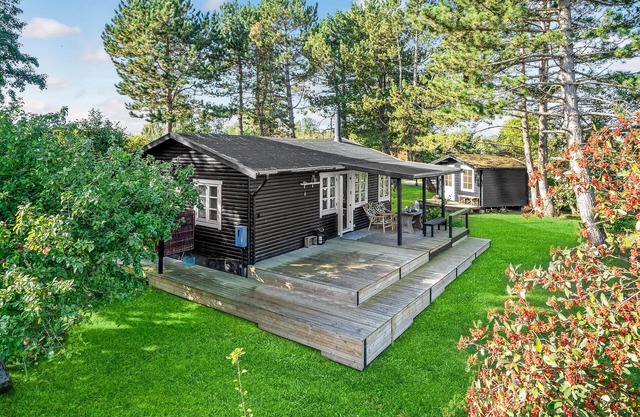 Nice home in Slagelse with kitchen