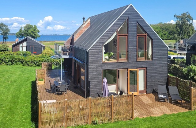 Nice home in Stubbekøbing with WiFi