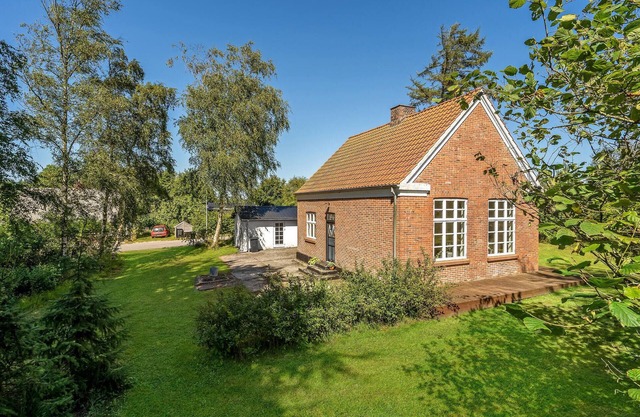 Nice home in Tim with kitchen