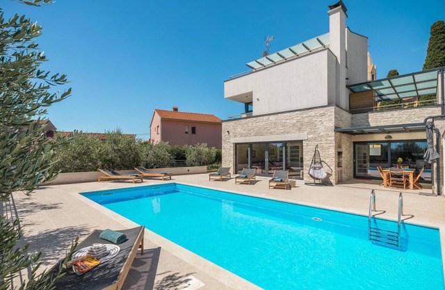 Nice home in Valtura with sauna