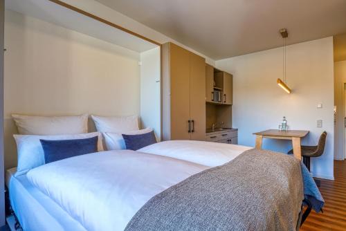 Nicetostay Aparthotel