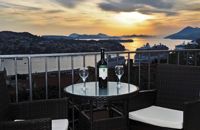 Nika Family Apartments