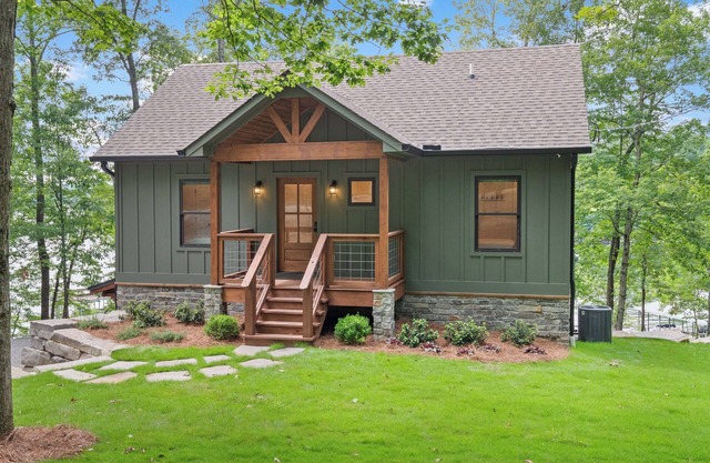 No Deadlines: 3 BR, 2 BA in Crane Hill, Sleeps 10