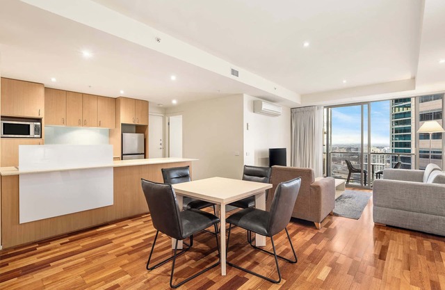 Nolo Apartments Lonsdale St