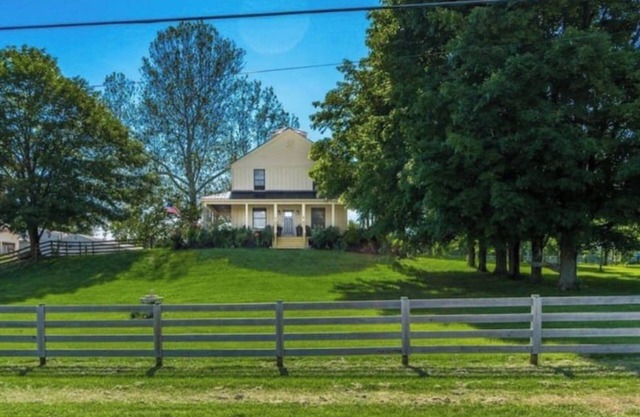 North 64 Farms Luxury Farm House sunrise view