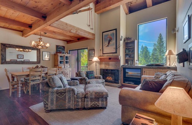 North Shore Lakeside Condo #8 by Tahoe Getaways - Updated 3 Story Condo Near Palisades Resort w HOA!