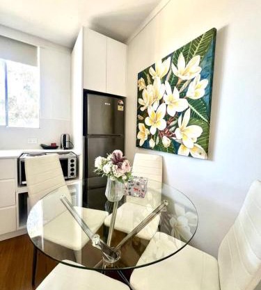 North Sydney Studio with Car Park AC