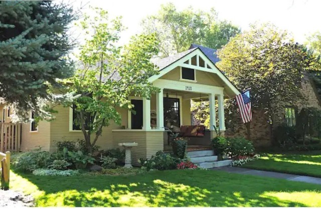 Northend Bungalow in Historical District