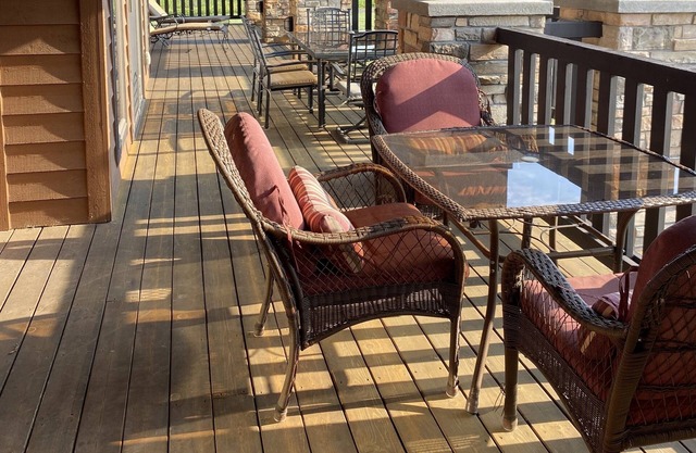 Northern Bay golf course house rental-2 mins to Castle Rock Lake