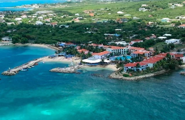 Northshore Seaside Suites