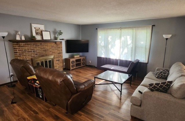 NW Omaha home, fit for families