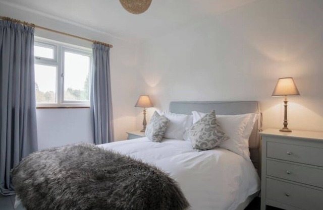 Oak Cabin Overlooking Bedgebury Forestnn