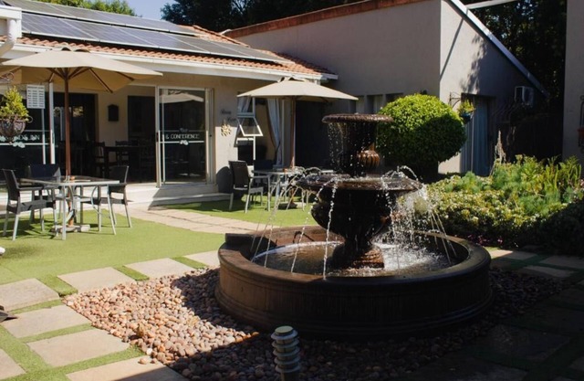 Oaklands inn and Conference centre