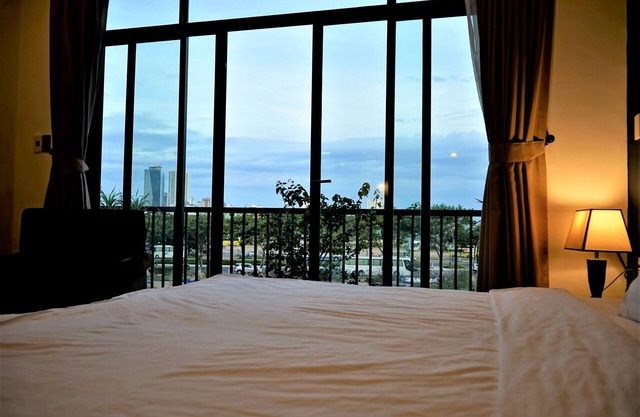 Oasis Hotel & Apartment