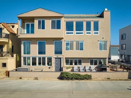 Ocean Front Walk