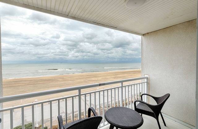 Ocean Sands Resort Oceanfront condo with 2 Oceanfront Balconies!