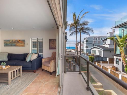 Ocean View Beach Haven! Steps2Beach & Pet Friendly
