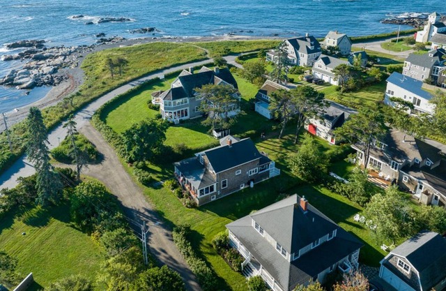 Ocean View Home at Biddeford Pool w/ Separate Guest Quarters 4 BR / 2.5 BA.