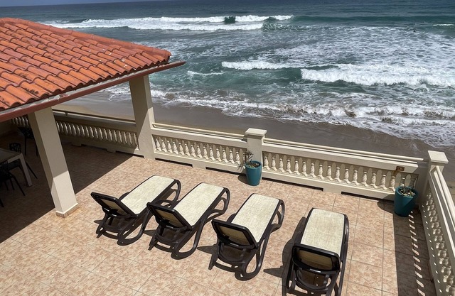 Oceanfront 3 Bdrm House on Surf Beach near Rincon with Private Beach Access