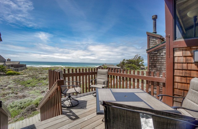 Oceanfront Beach House with two Master Suites
