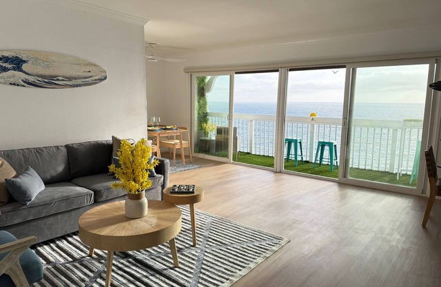 Oceanfront Gem - 2BR/BA + Balcony & Free Parking - 335