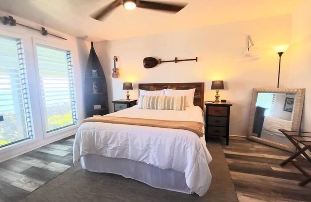 Oceanfront Hideaway. Watch Whales. Sleep to Waves!