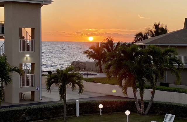 Oceanfront Luxury in small Intimate complex!