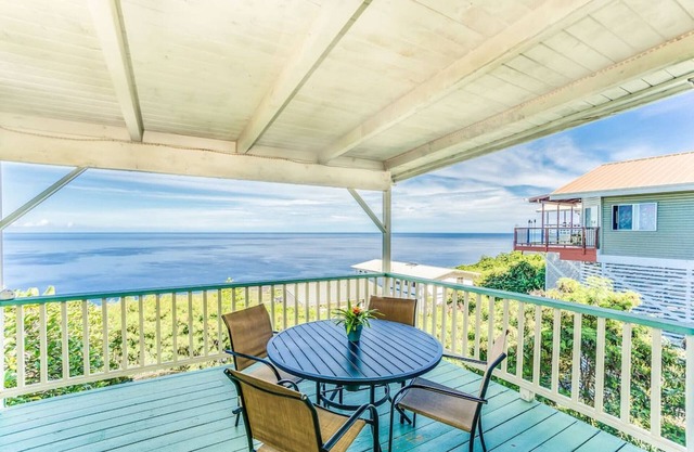 Oceanview Escape in Captain Cook | Peaceful Island Retreat