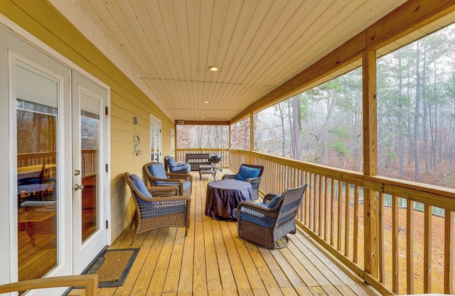 Oconee Lake House w/Private Dock