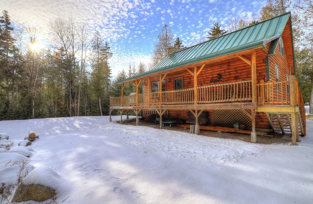 OConnor Camp - Two bedrooms plus a loft make this a great family getaway