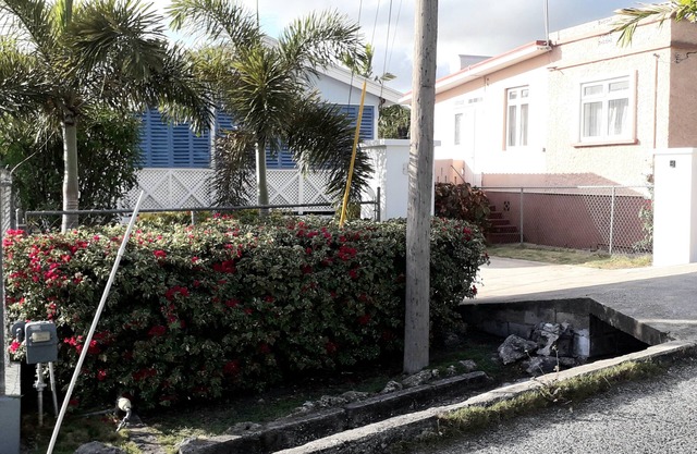 Oistins Bungalow 3 Minutes Walk From the Beach