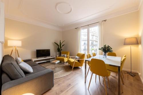 Ola Living Diagonal II Apartments