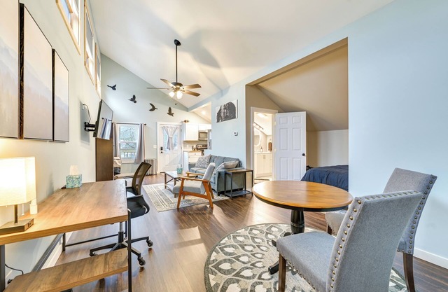 Old Forge Studio: Close to Lakes & Hiking Trails